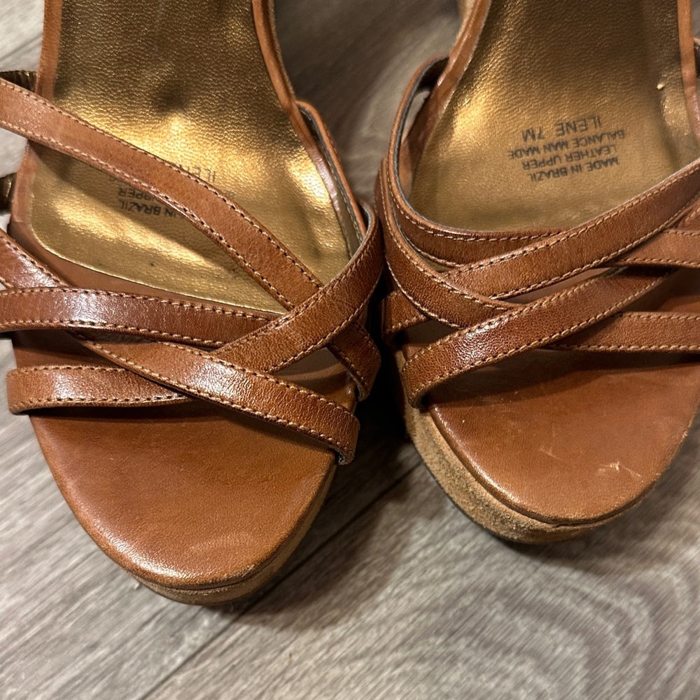 Guess Women's Ilene Wedge Sandals with Colorful Embellishments - Picture 3 of 14